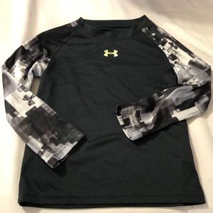 Under Armour long sleeve tee